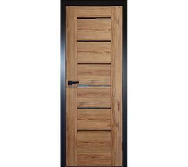 Durvis MIRANDA ar ozola apdari, horizontāliem stikla elementiem un melnām aplodām, kas piešķir interjeram kontrastu.