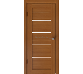 Durvis Tokio 5 Zelta Ozols – tonētas oranžā tonī, durvis ar horizontāliem stikla paneļiem, kas piešķir eleganci.