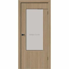 Iekšdurvis Bella Kristal-L SPEC PRO dabīgā ozola koka tonī un lielu stikla pildiņu durvju augšdaļā, kas rada gaišumu un plašuma sajūtu.