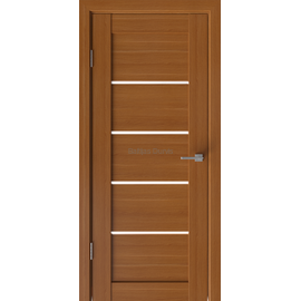 Durvis Tokio 5 Zelta Ozols – tonētas oranžā tonī, durvis ar horizontāliem stikla paneļiem, kas piešķir eleganci.