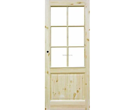 деревянная дверь из массива сосны