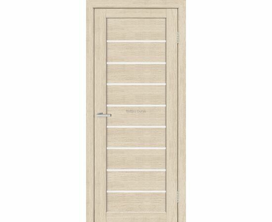 Iekšdurvis LELIA Kapučīno ar siltu koka toņa apdari un horizontāliem stikla elementiem gaismas caurlaidībai un dizainam.