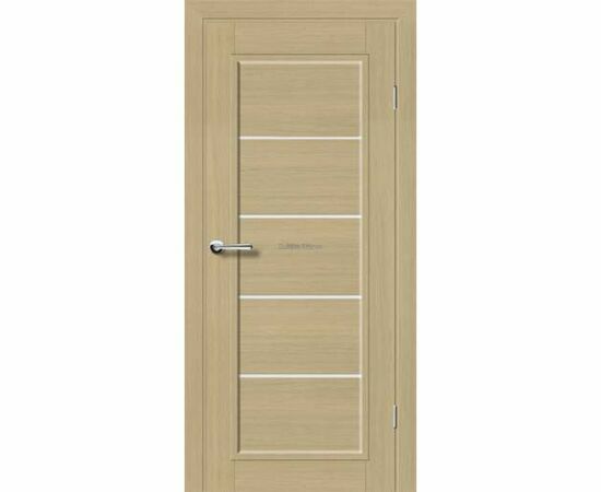 Durvis Modena-L ar dabīga koka apdari un horizontālām stikla līnijām, kas papildina klasisku un modernu interjeru.