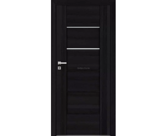 Durvis Aur DRE ar tumšu koka apdari un horizontālām stikla līnijām, kas papildina klasisku un modernu interjeru.