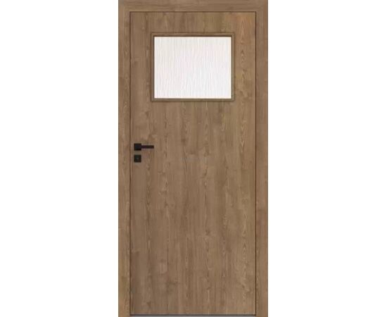 Iekšdurvis STANDARD DRE ar dekoratīvu stiklu durvju augšdaļā.