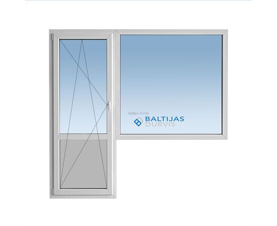 Plastikāta logi - balkona bloks ar veramu durvju vērtnes daļu, ar PVC paneli durvju lejasdaļā un fiksētu loga daļu un Baltijas Durvis logotipu loga fonā. Loga bloks paredzēts 119. projekta ēkām